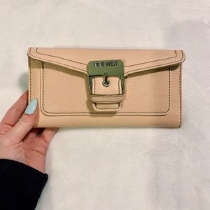 Never used light pink Nine West wallet